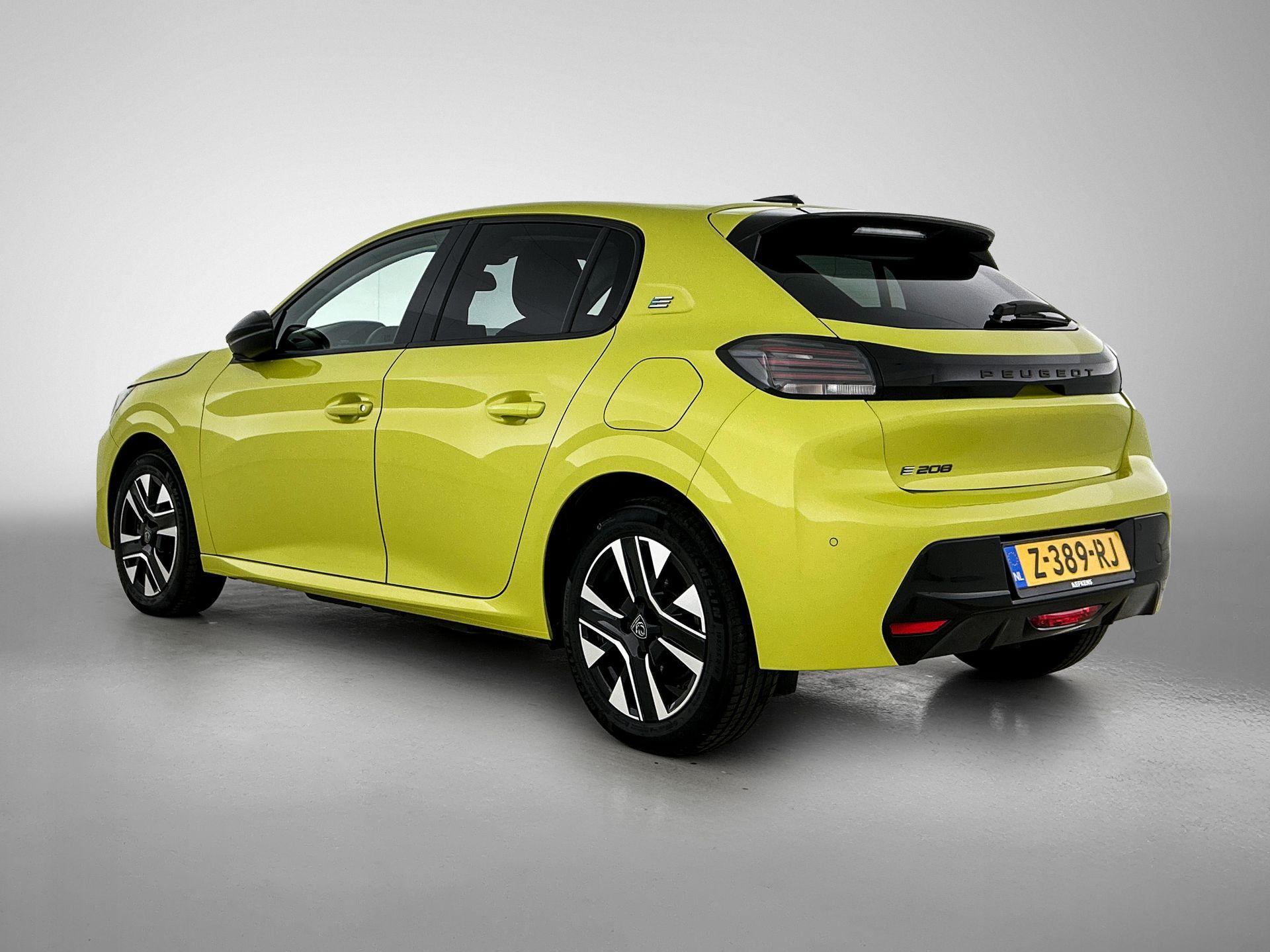 Peugeot e-208