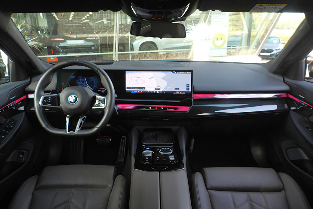 BMW i5 3