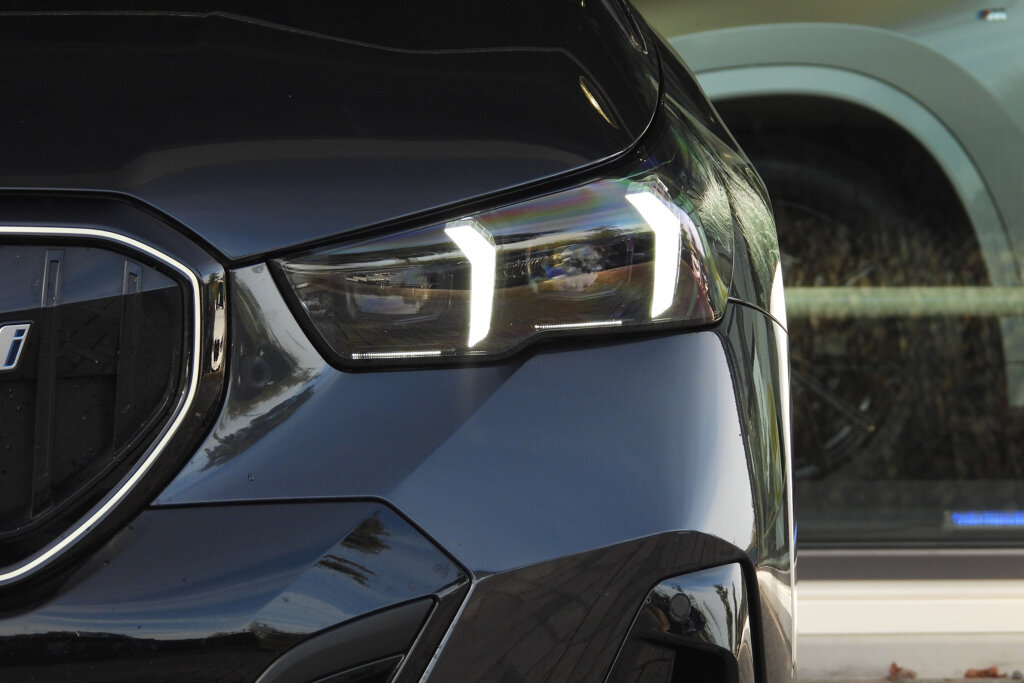 BMW i5 10