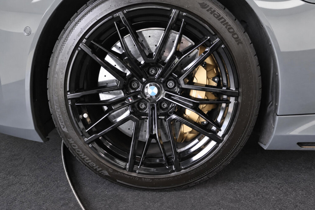 BMW M5 6
