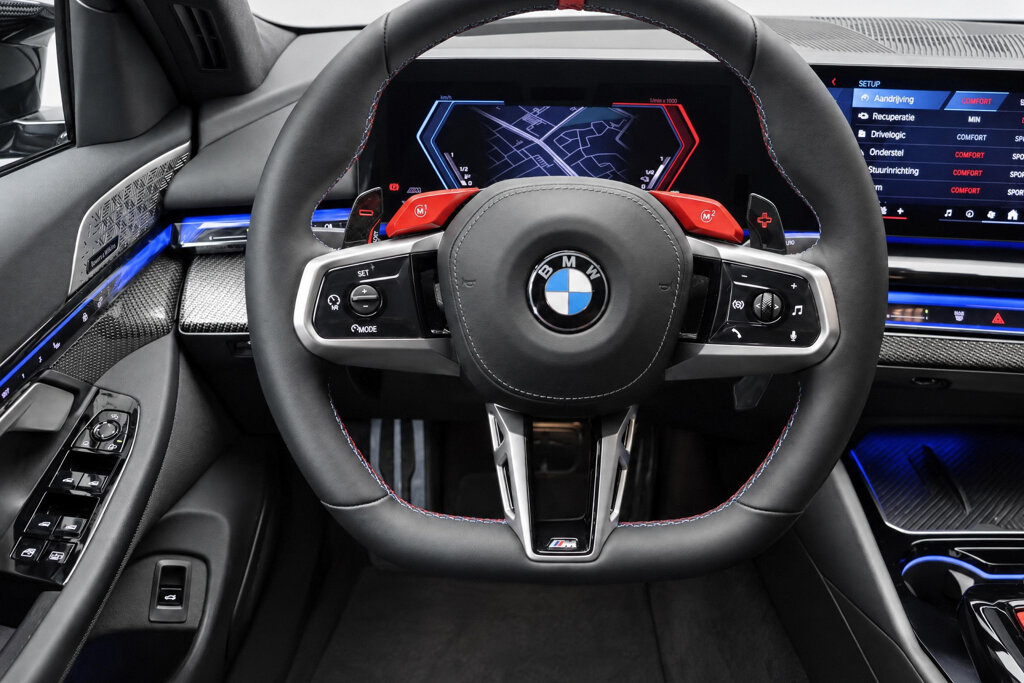 BMW M5 20