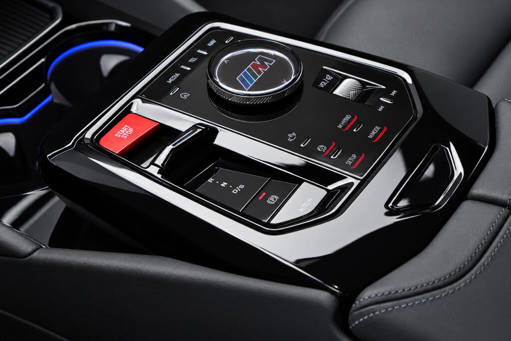 BMW M5 24