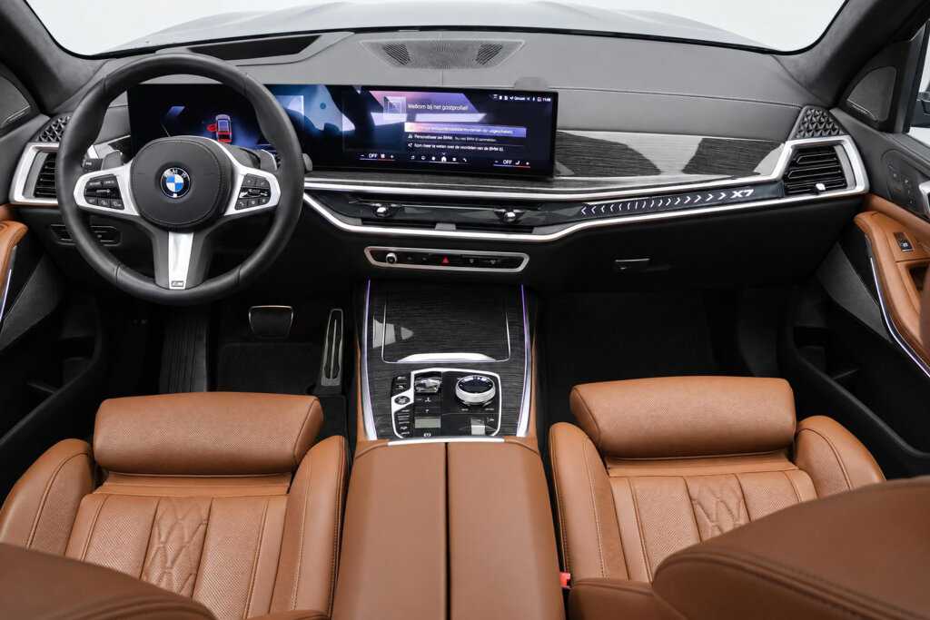 BMW X7 10