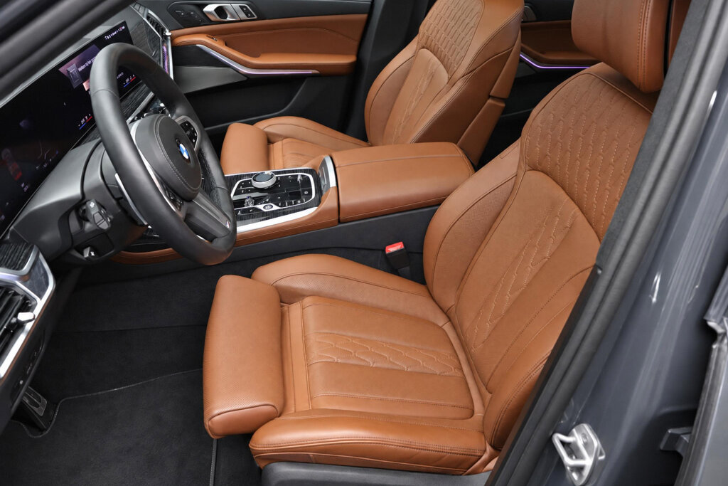 BMW X7 12