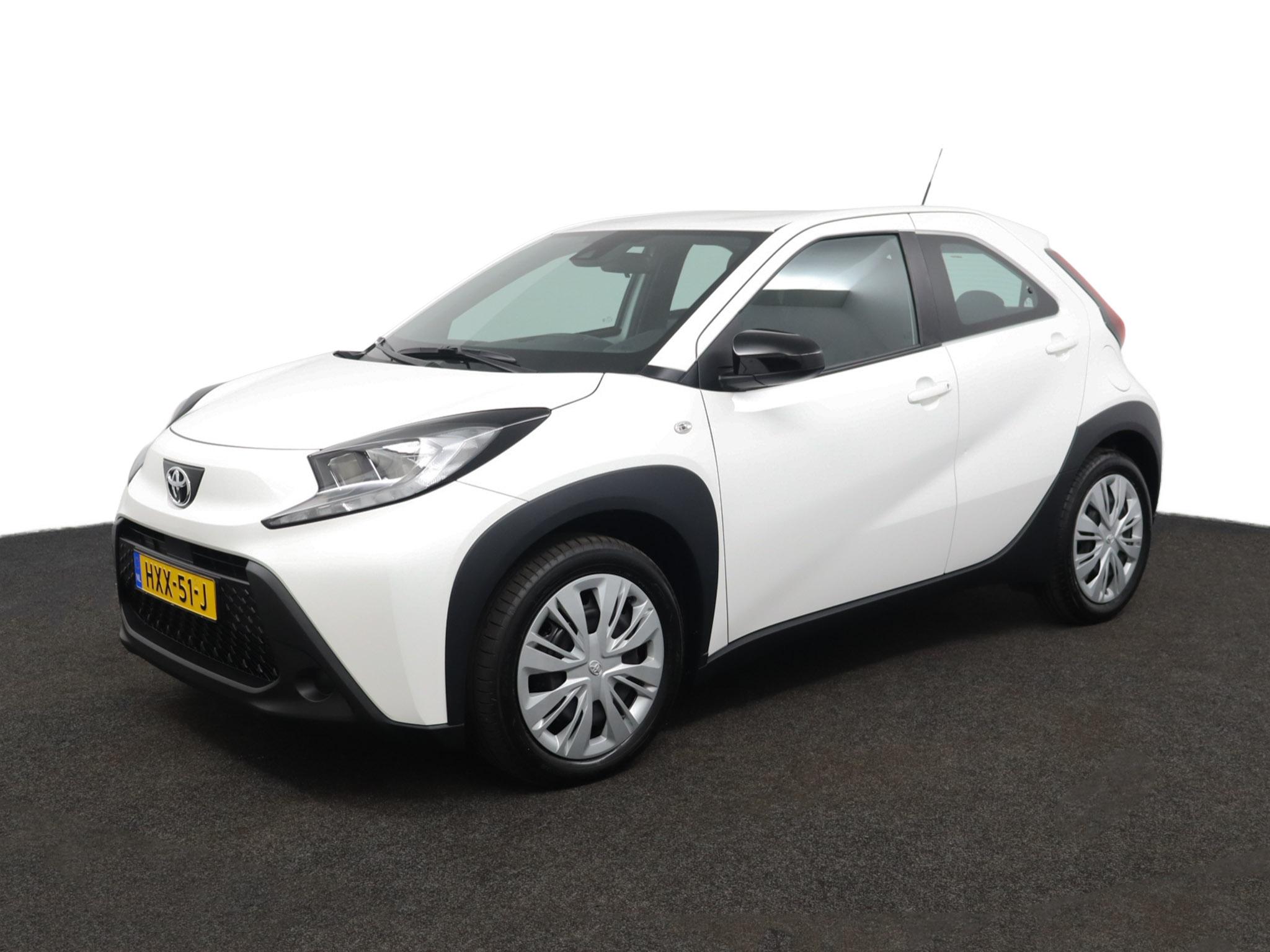 Toyota Aygo X 1.0 VVT-i MT Play