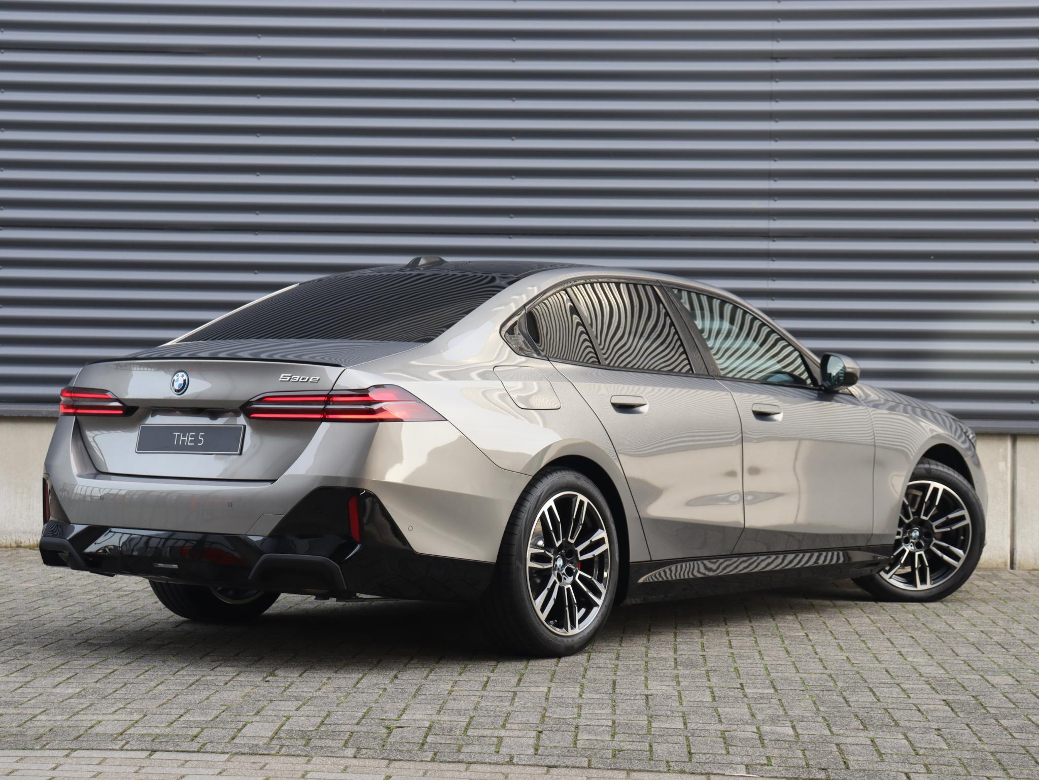 BMW 5 Serie 530e - Afbeelding 2