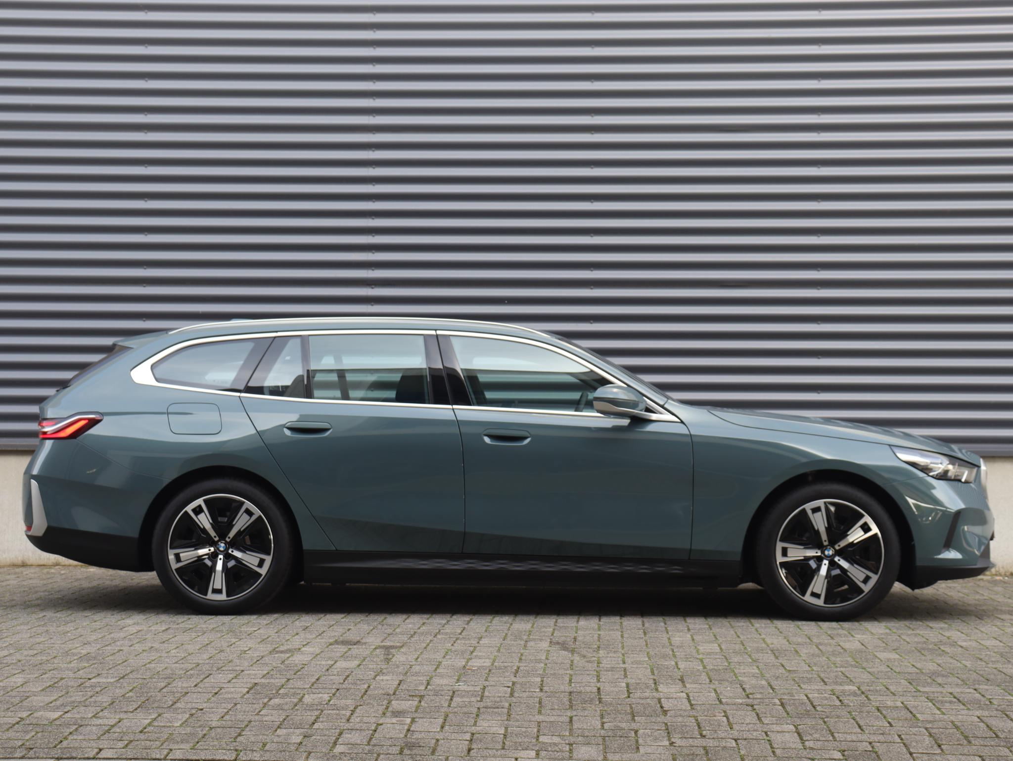 BMW i5 Touring eDrive40 - Afbeelding 5