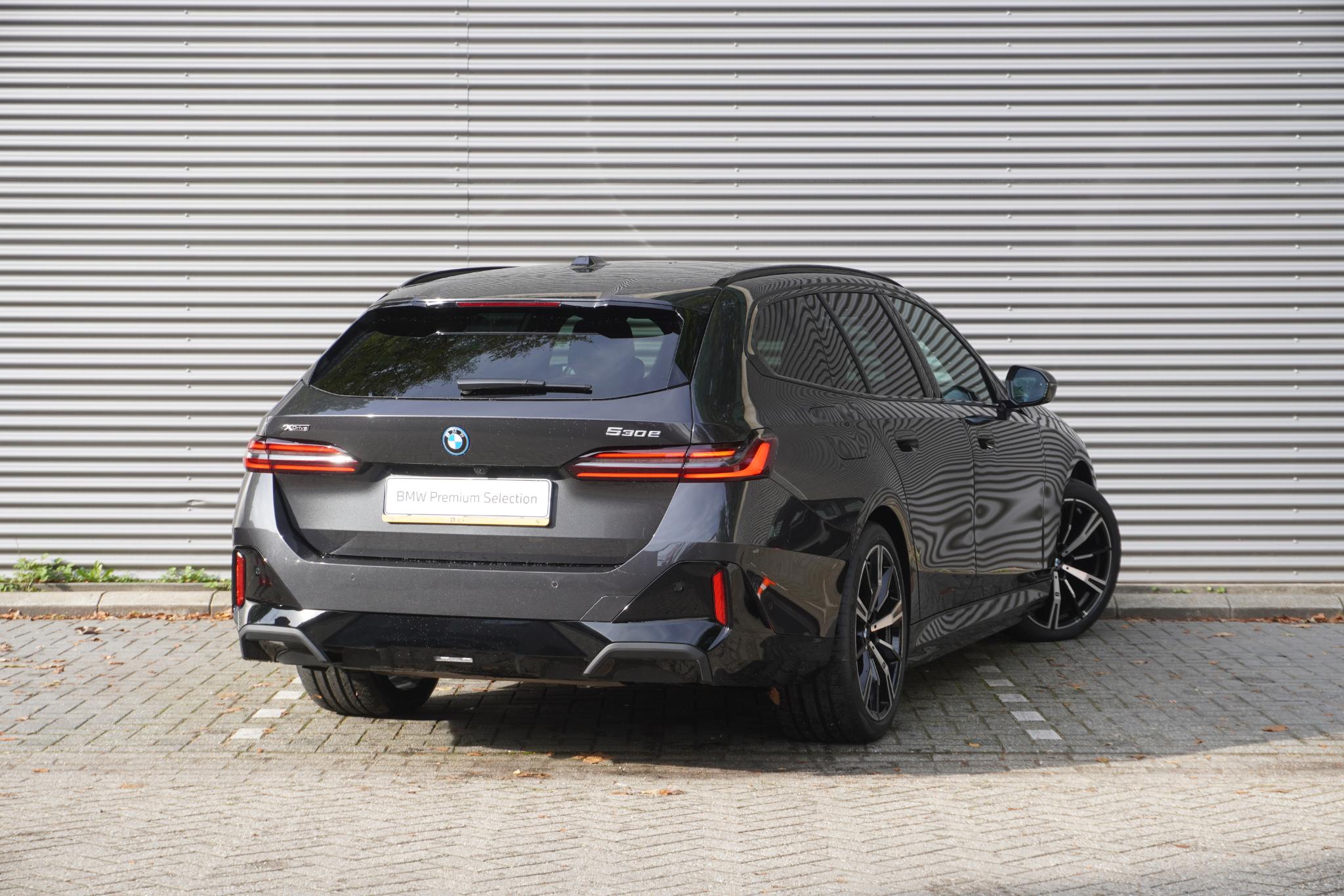 BMW 5 Serie Touring 530e xDrive - Afbeelding 2
