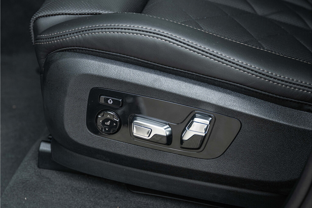 BMW X5 25