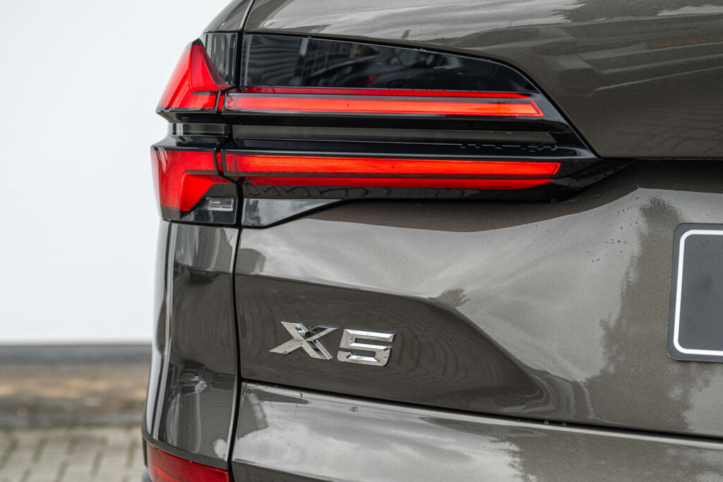 BMW X5 16