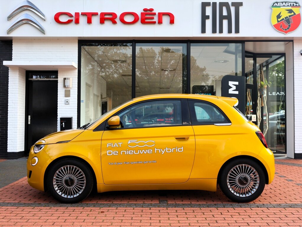 Fiat 500 1.0 Hybrid 65PK Torino Launch Edition, Rijklaarprijs | Apple Carplay/ Android Auto | Parkeersensoren | DAB+ | Bluetooth | Lichtmetalen wielen - Afbeelding 2
