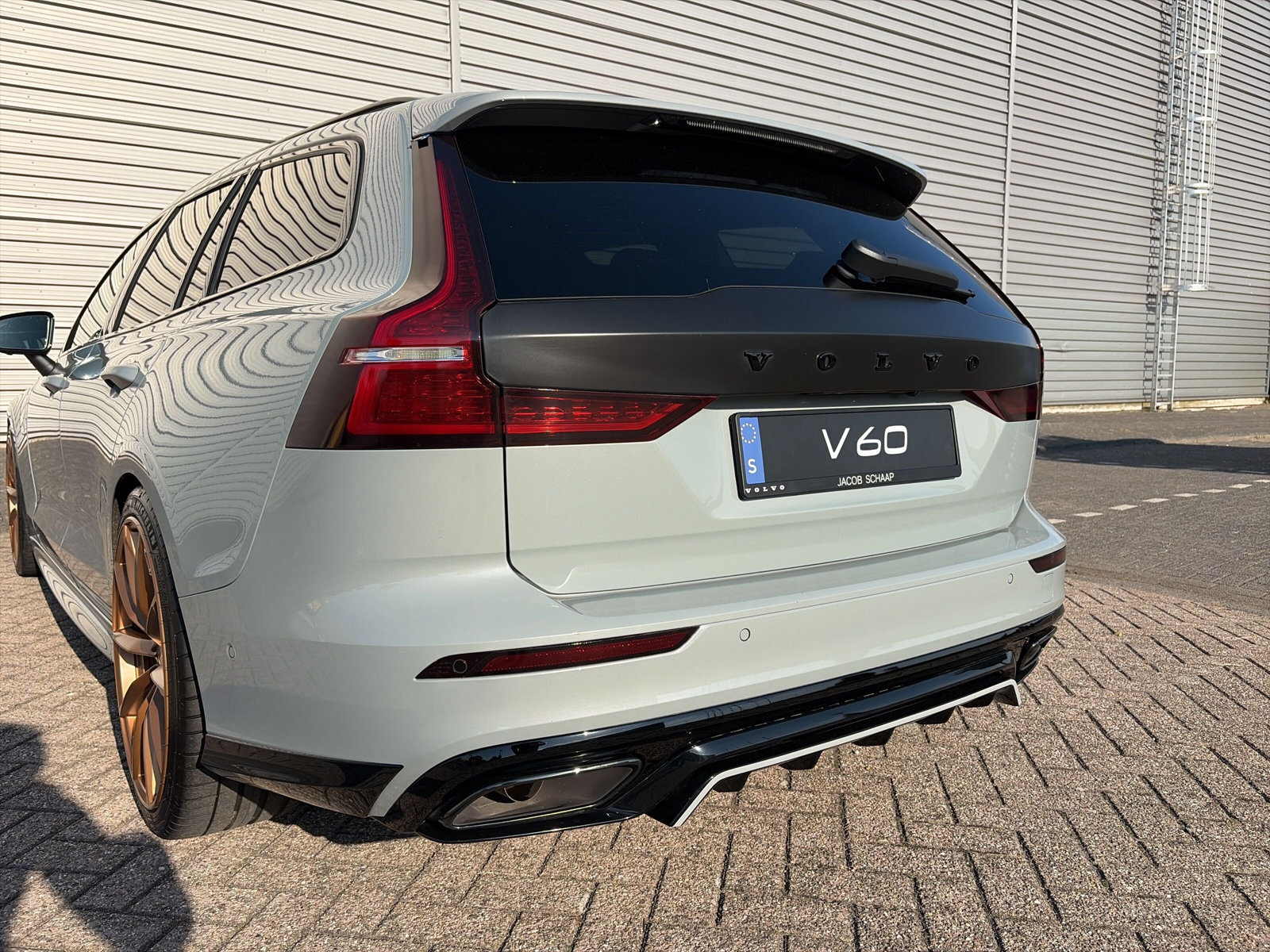 Volvo V60 T6 Plug-in hybrid AWD Plus Dark - Afbeelding 5