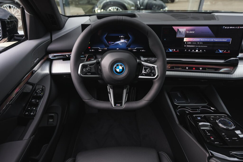 BMW i5 3