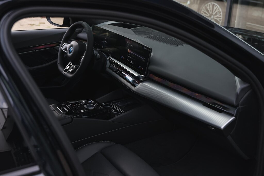 BMW i5 9