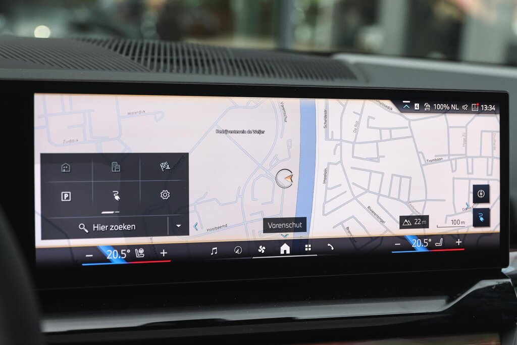 BMW i5 24