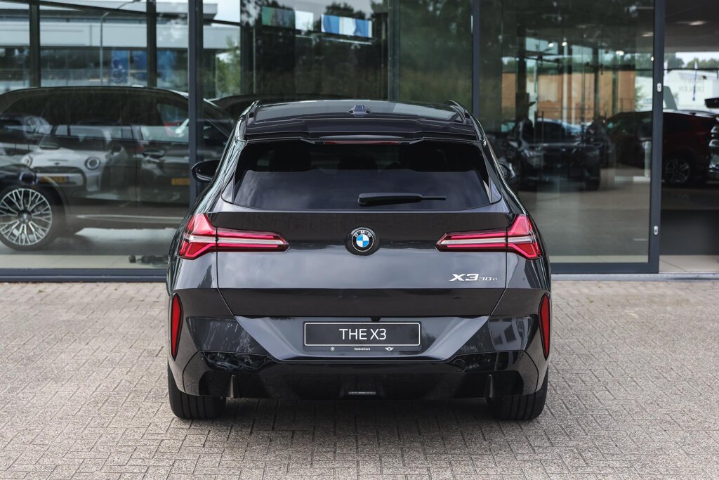 BMW X3 7
