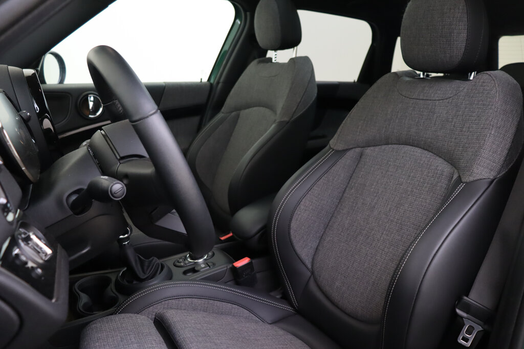 MINI Countryman 8