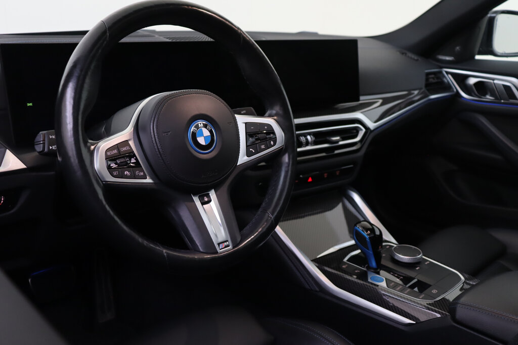 BMW i4 3