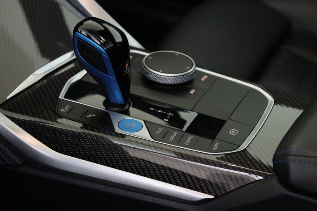 BMW i4 6