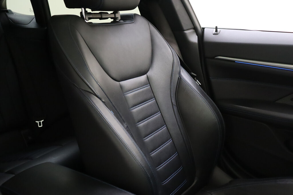 BMW i4 20