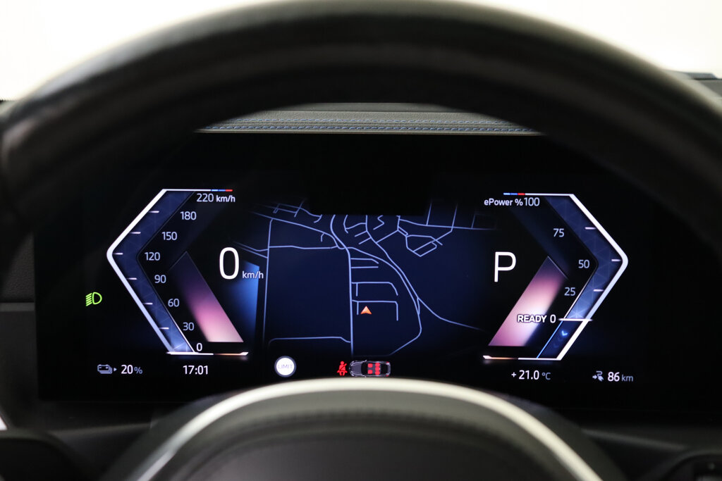 BMW i4 37