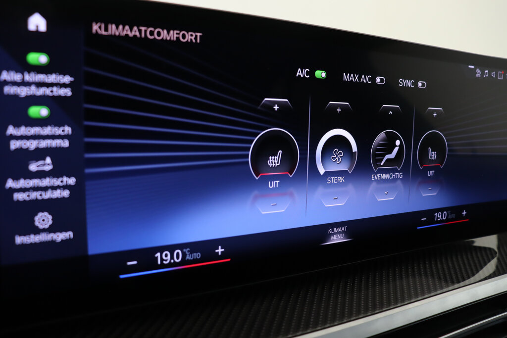 BMW i4 53