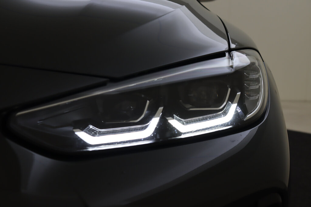 BMW i4 65