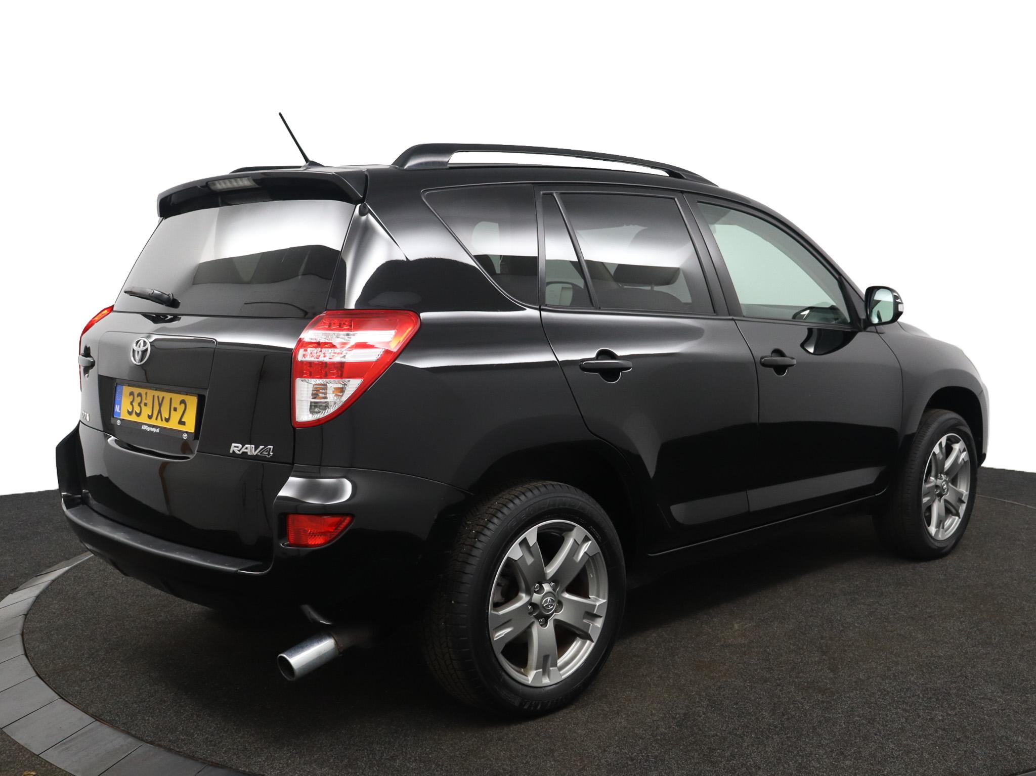 Toyota RAV4 2.0 VVTi Dynamic 2WD - Afbeelding 2