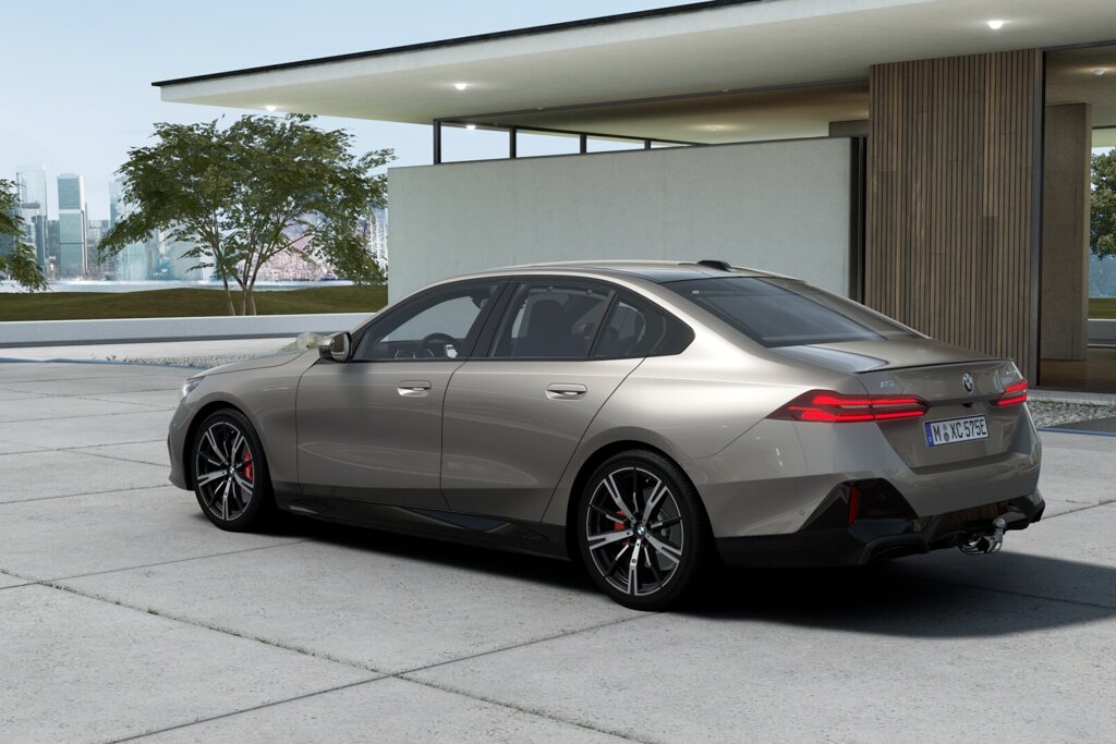 BMW i5 2