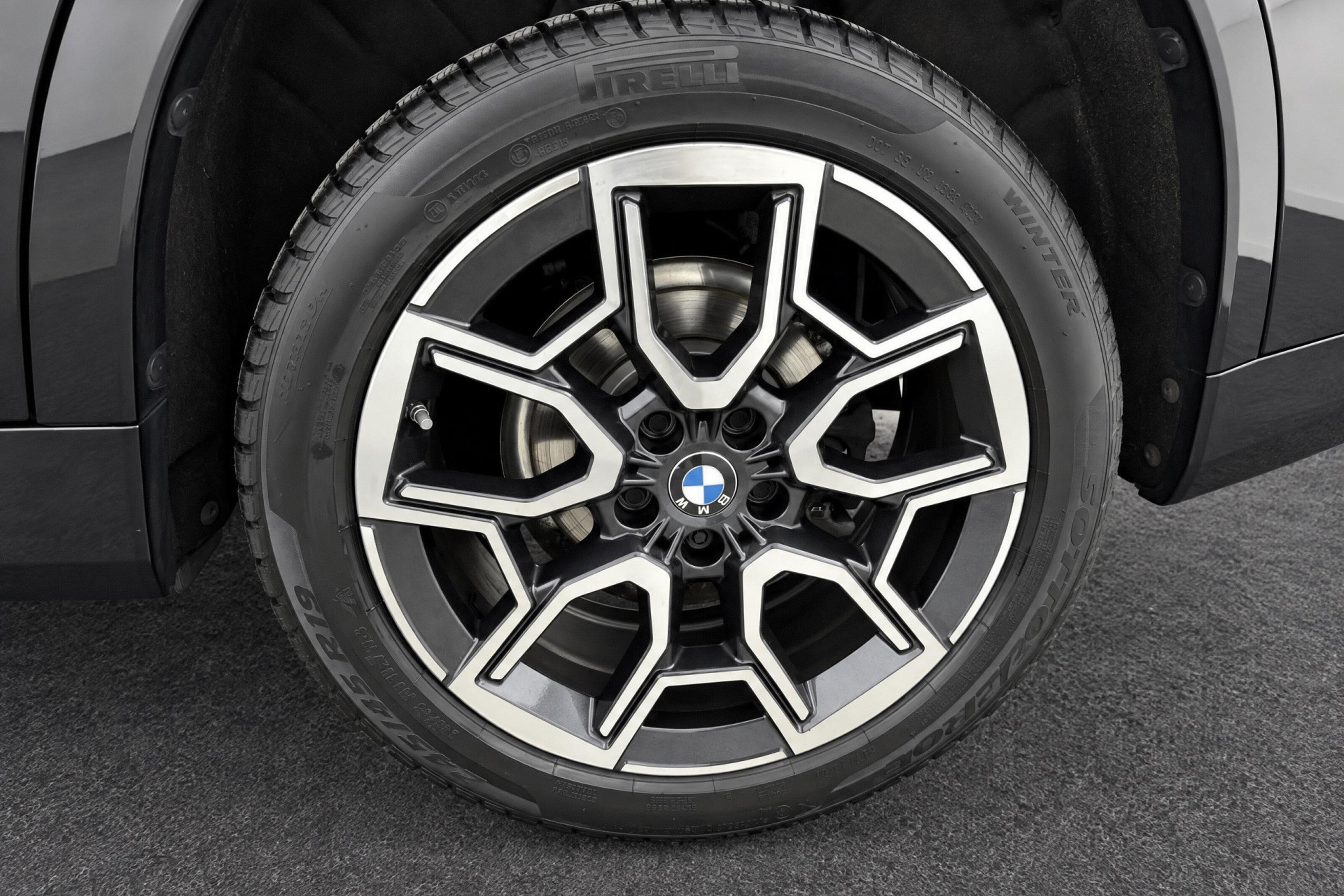 BMW X1 6