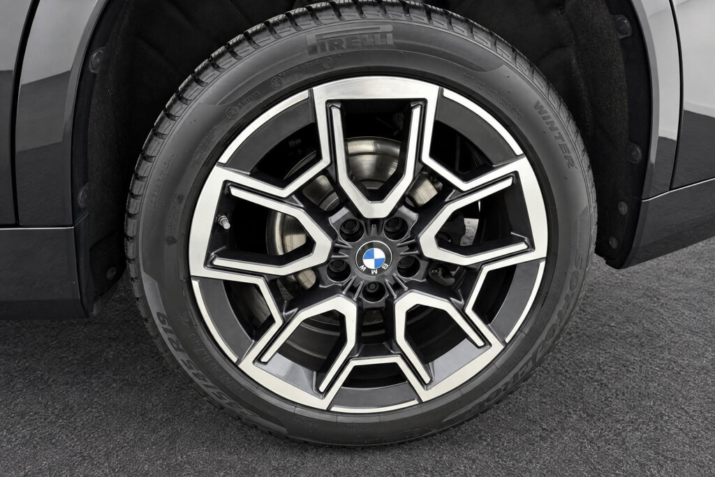 BMW X1 6