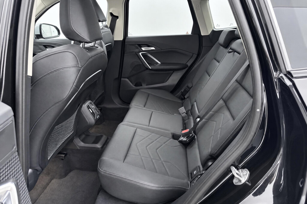BMW X1 12
