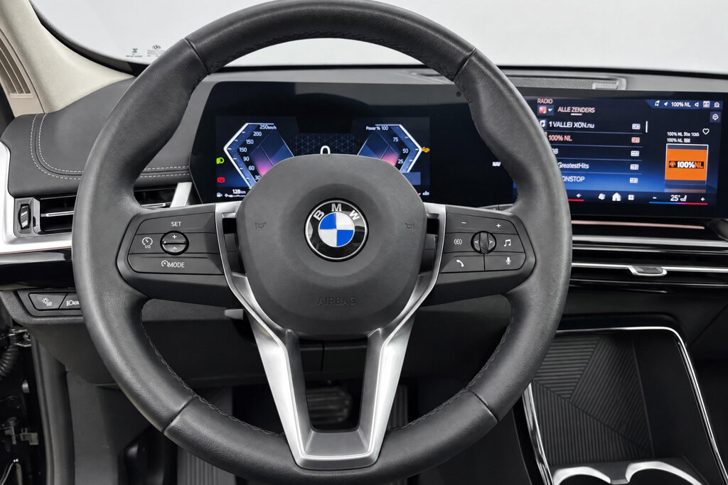 BMW X1 16