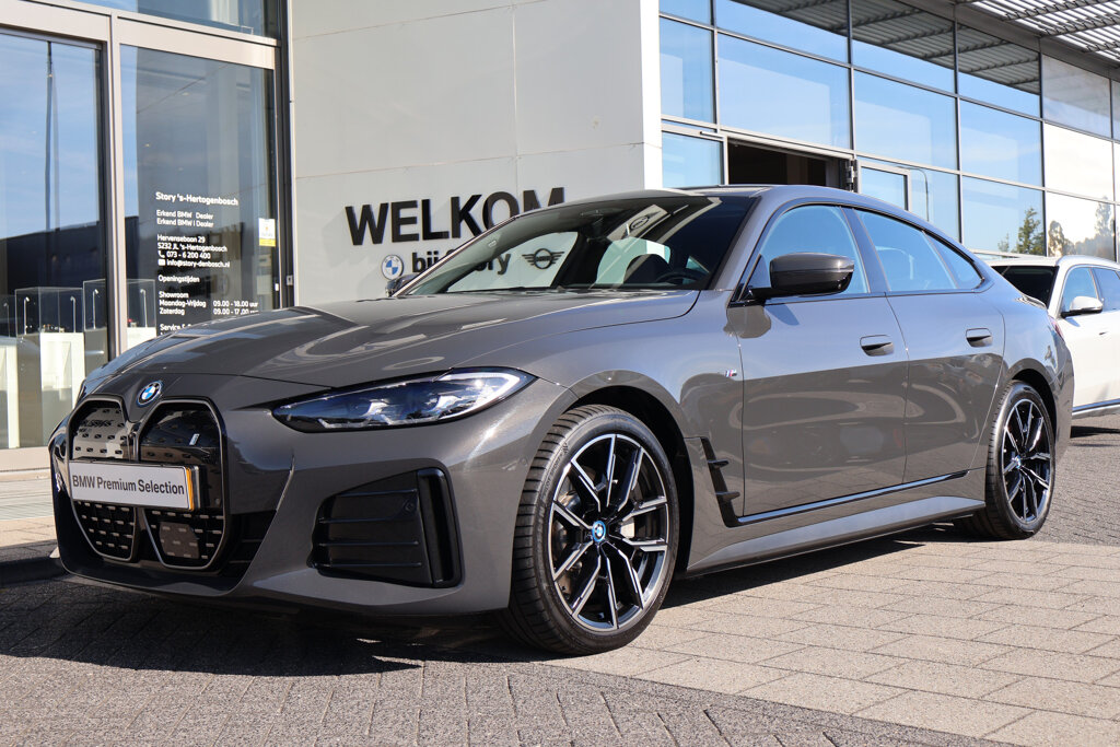 BMW i4 5