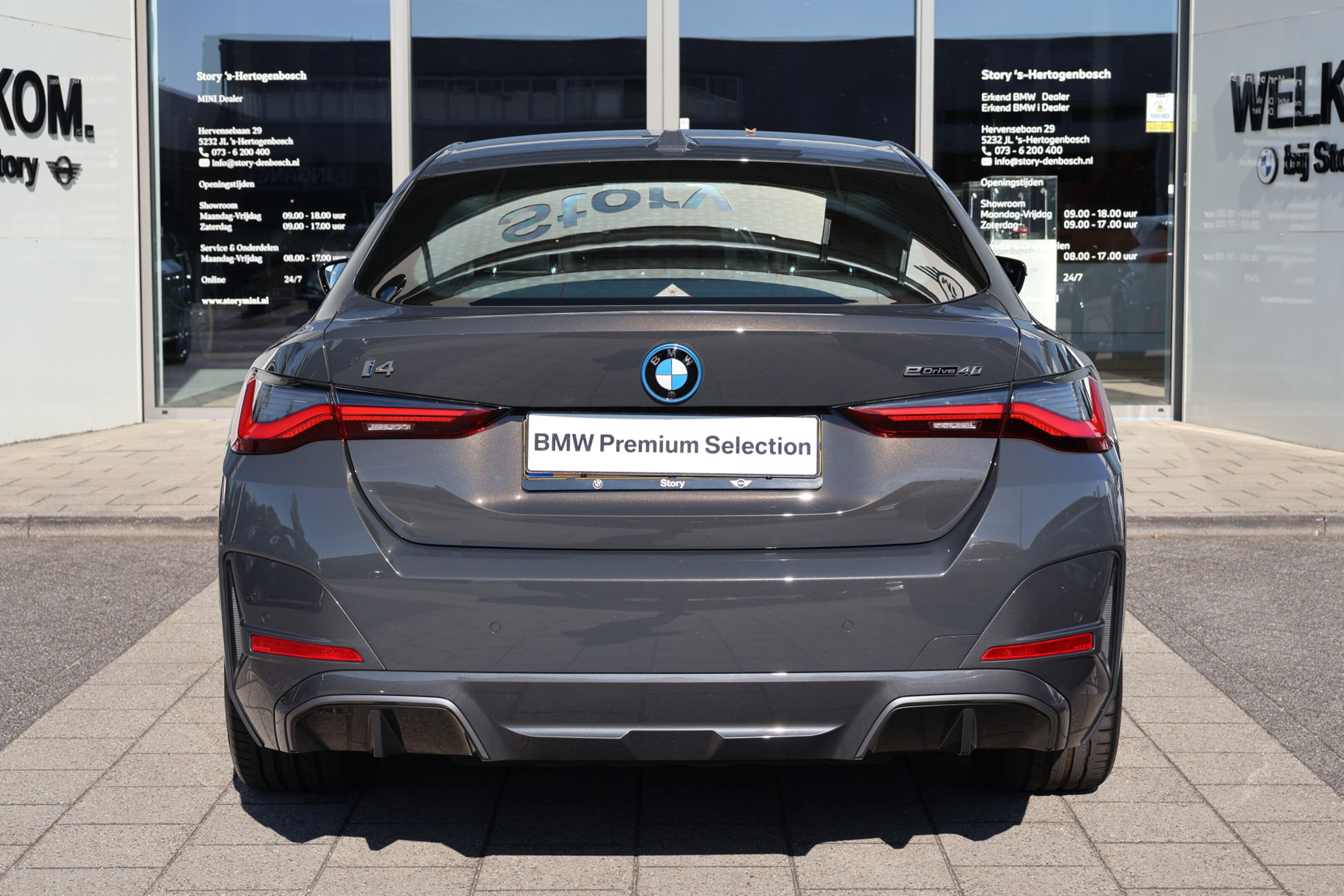 BMW i4 9