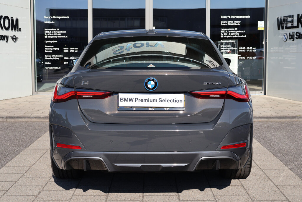 BMW i4 9
