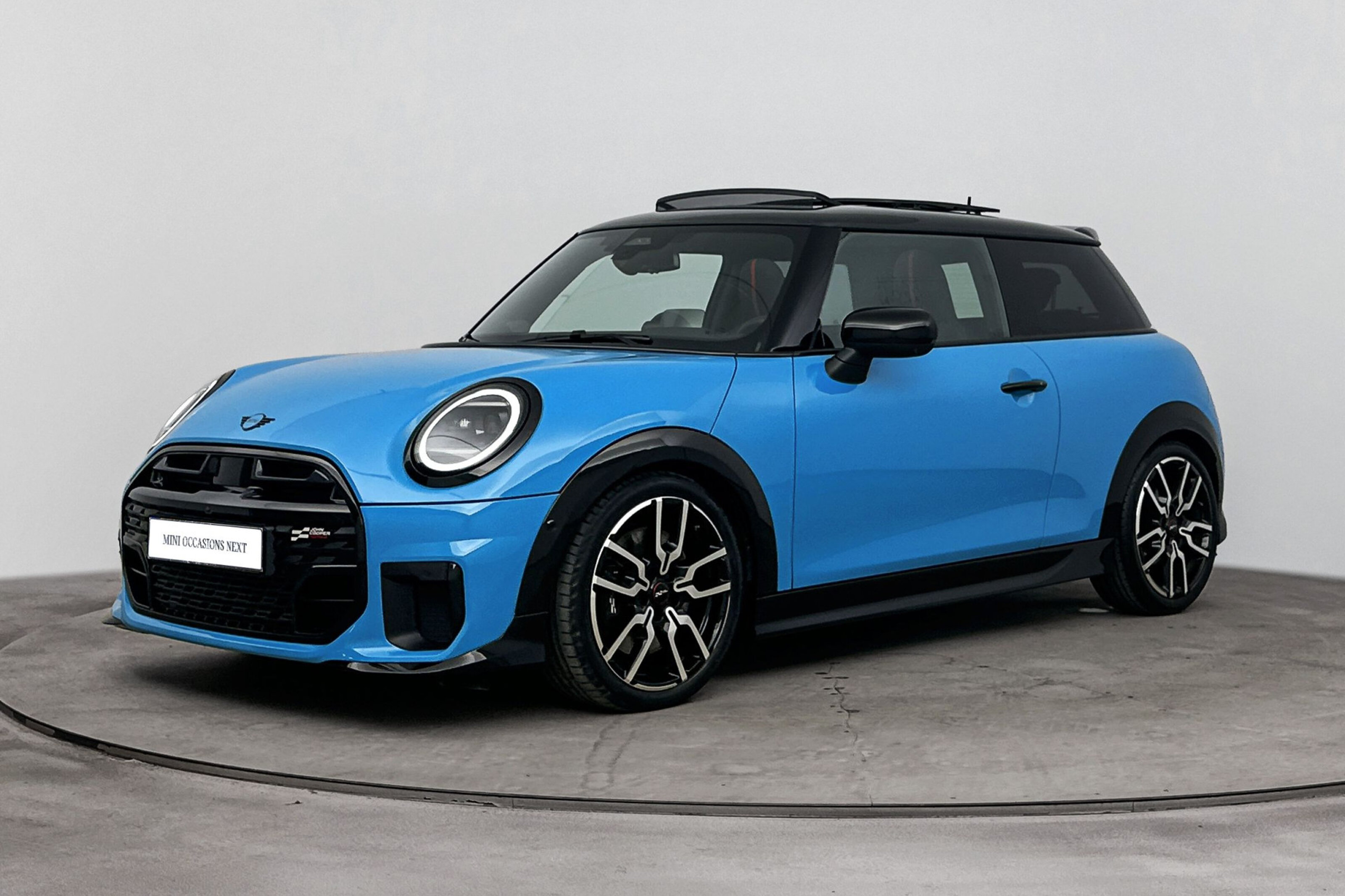 MINI 3-Deurs Hatchback Cooper S Automaat / JCW / Pakket XL