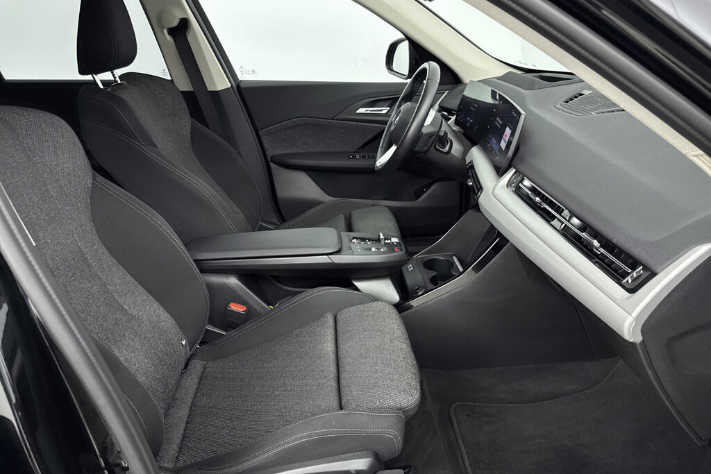 BMW X1 29