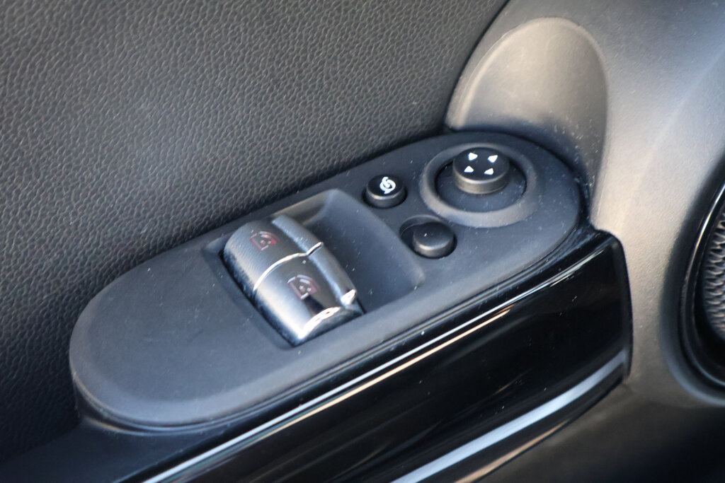 MINI Electric 17