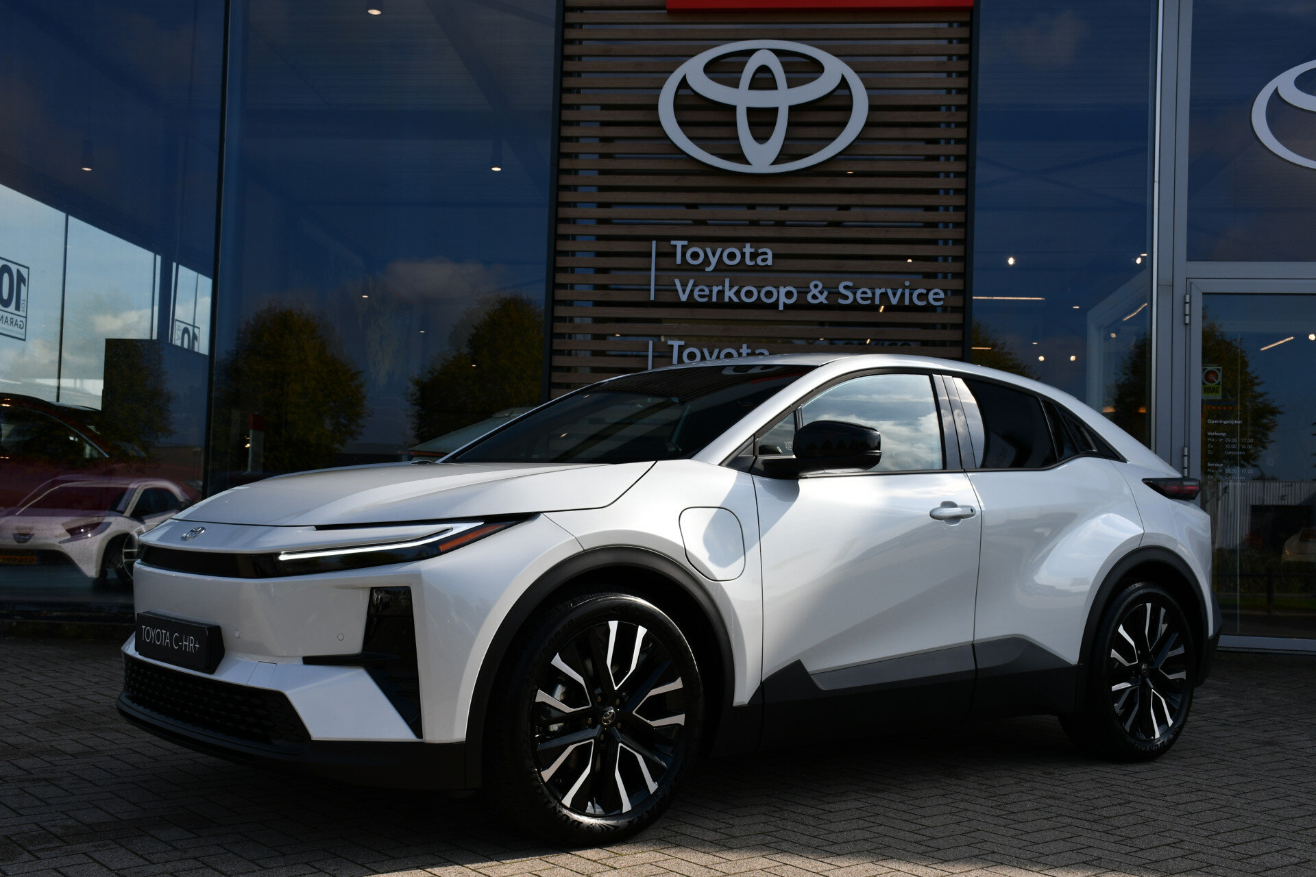 Toyota C-HR+ First Edition 77 kWh 224pk