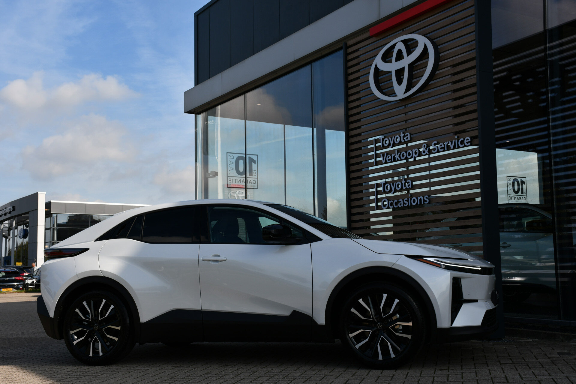 Toyota C-HR+ First Edition 77 kWh 224pk - Afbeelding 3