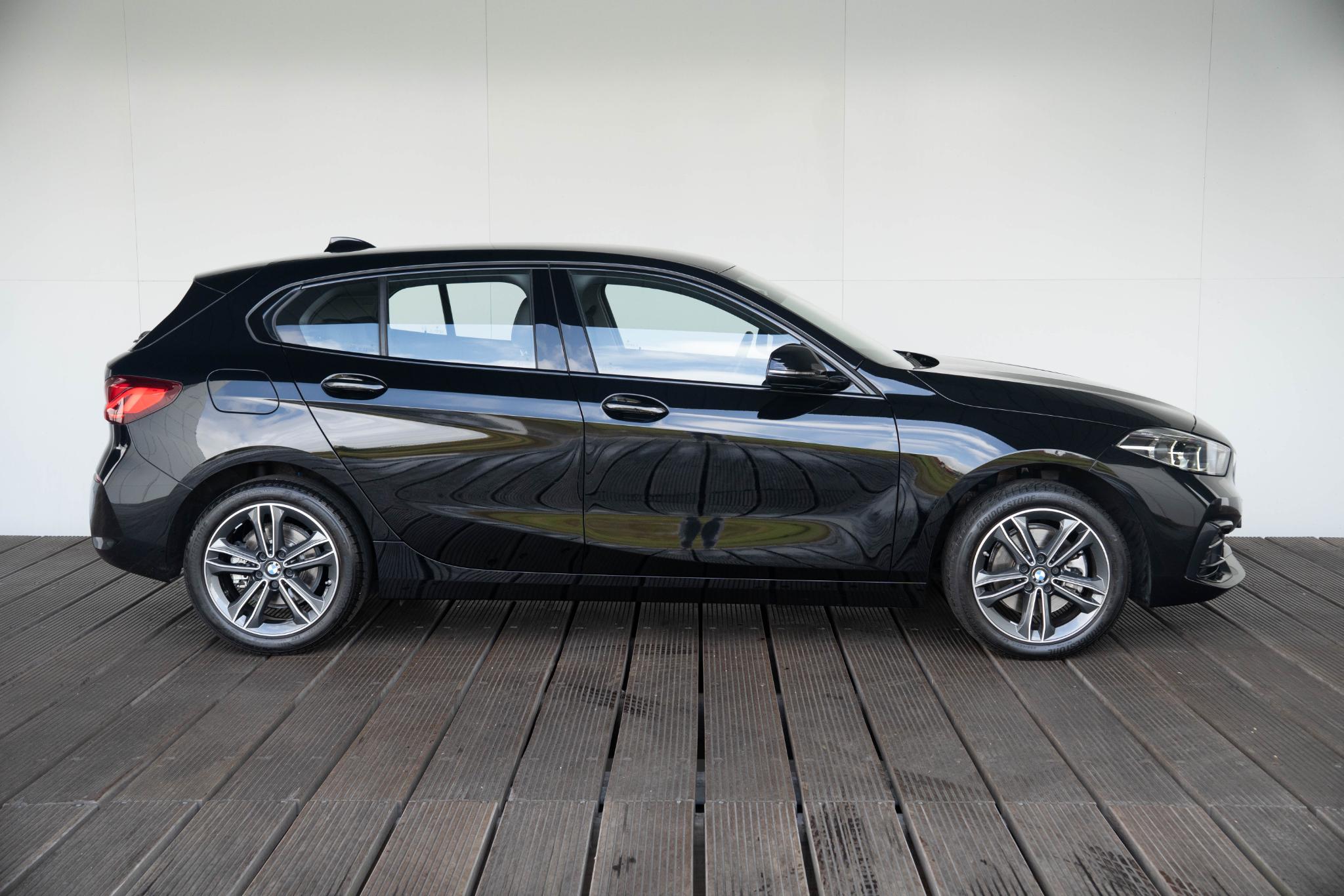 BMW 1 Serie 5-deurs 118i - Afbeelding 4