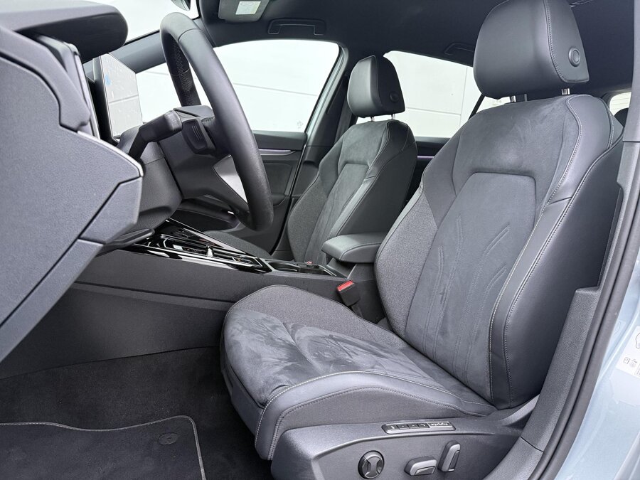 Volkswagen Golf 1.5 eHybrid 50 Edition