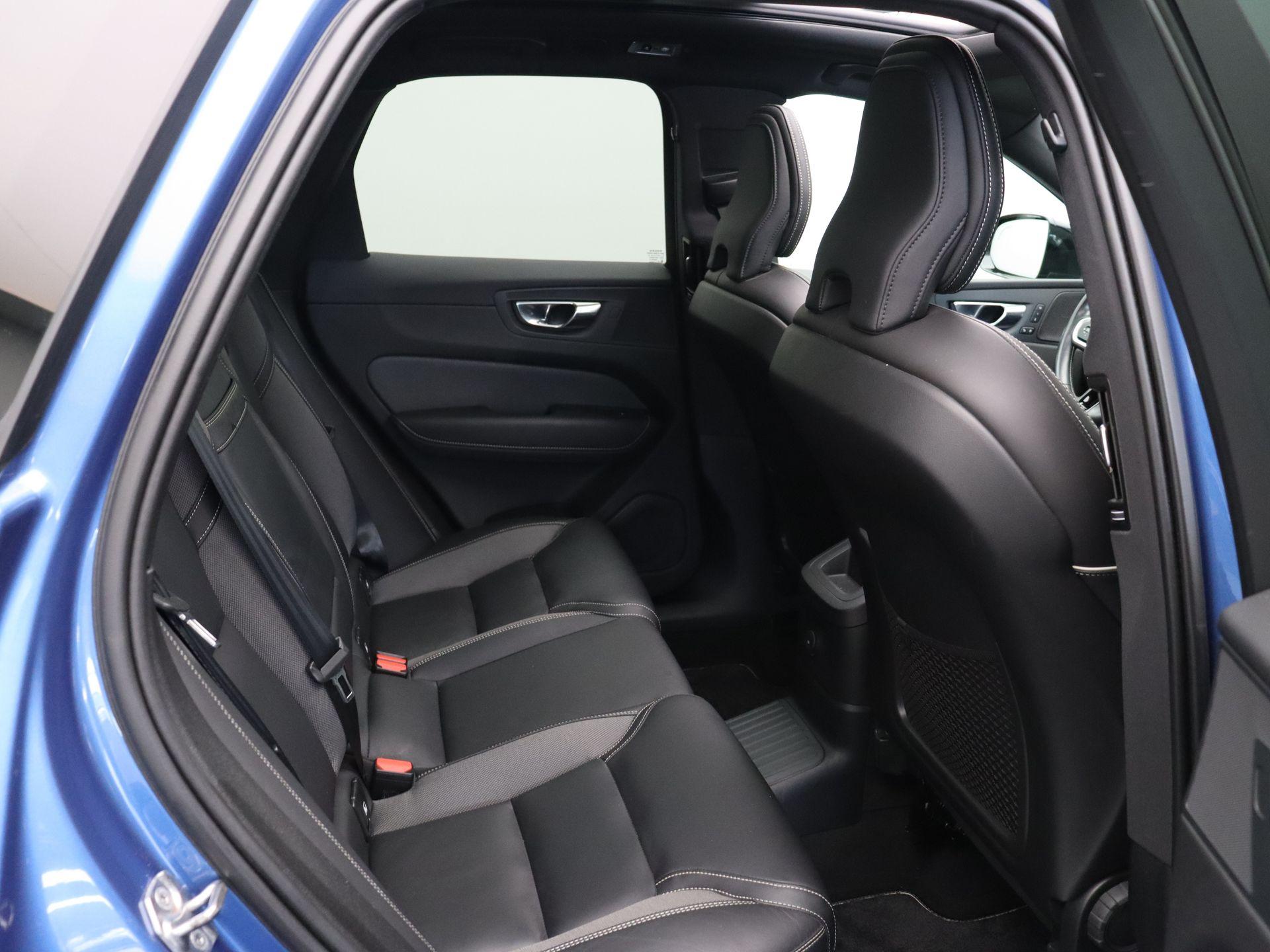 Volvo XC60 2.0 Recharge T8 AWD R-Design - Afbeelding 10
