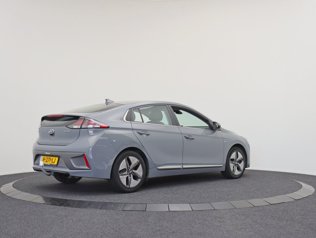 Hyundai IONIQ 1.6 GDi Comfort Plus | Adaptief | Trekhaak | All-seasonbanden - Afbeelding 2