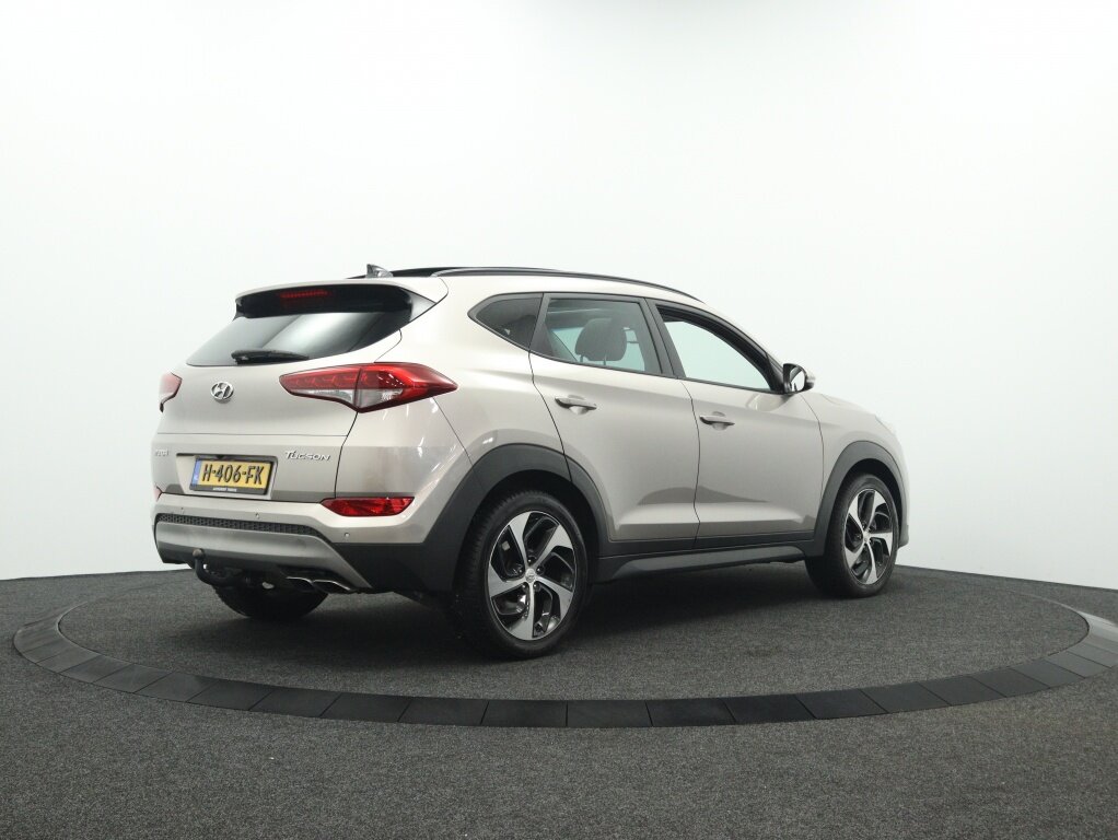 Hyundai Tucson Hyundai Tucson 1.6 T-GDi Comfort 4WD | Trekhaak | Panoramadak | Leder | Camera - Afbeelding 2