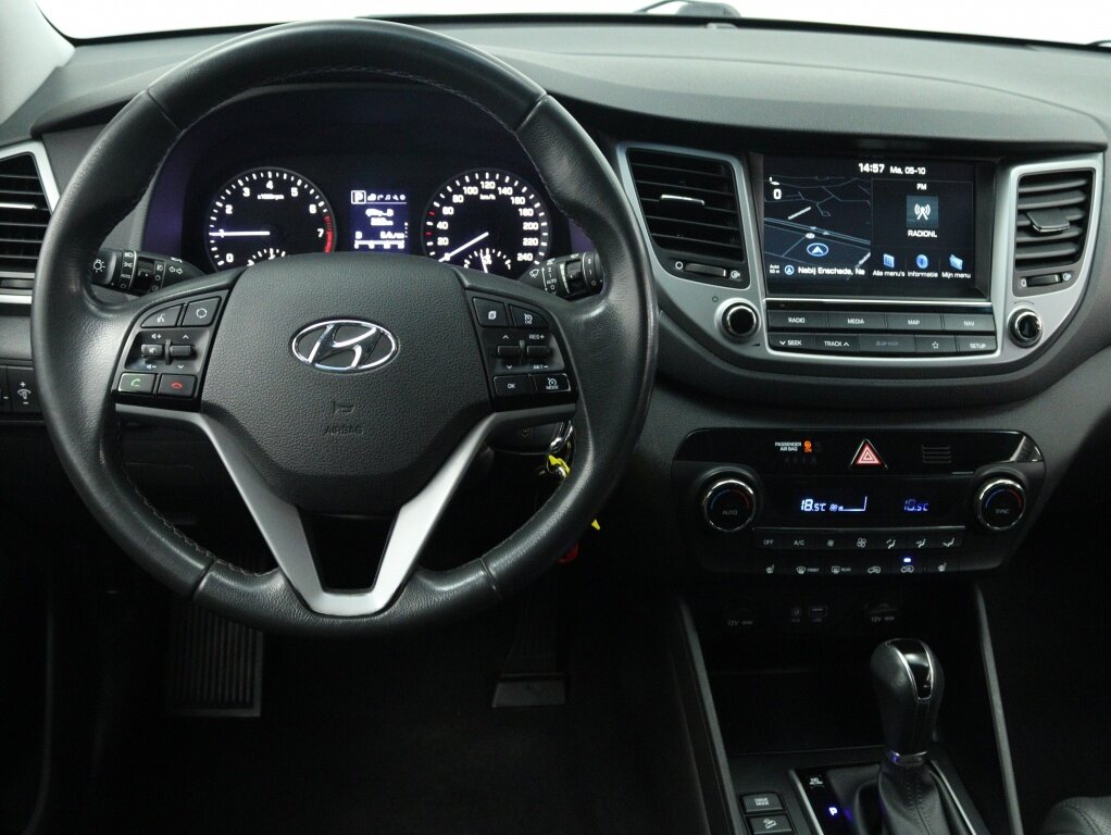Hyundai Tucson Hyundai Tucson 1.6 T-GDi Comfort 4WD | Trekhaak | Panoramadak | Leder | Camera - Afbeelding 4