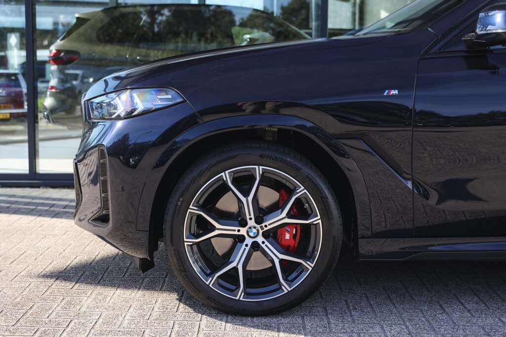 BMW X6 4