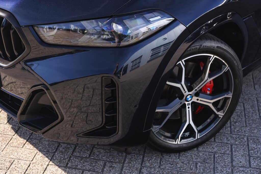 BMW X6 33