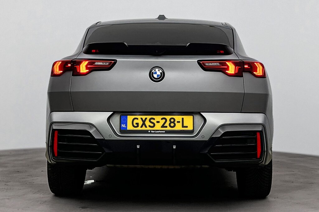 BMW X2 3